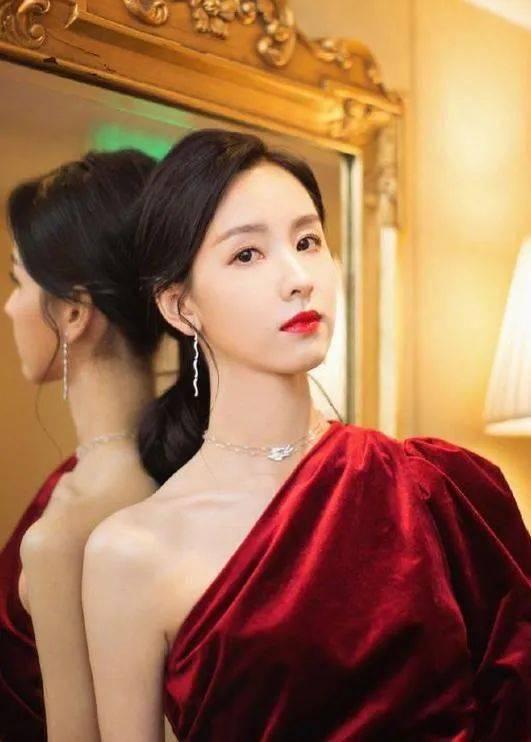 王佳音最新爆料,揭秘娱乐圈惊人内幕 第1张 王佳音最新爆料,揭秘娱乐圈惊人内幕 第1张